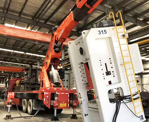 铅山县提升工作效率，选择优质折臂吊租赁服务