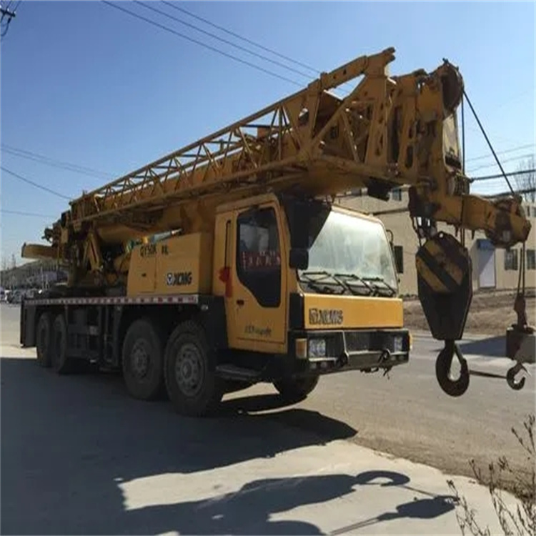 铅山县哪里有专业吊车出租